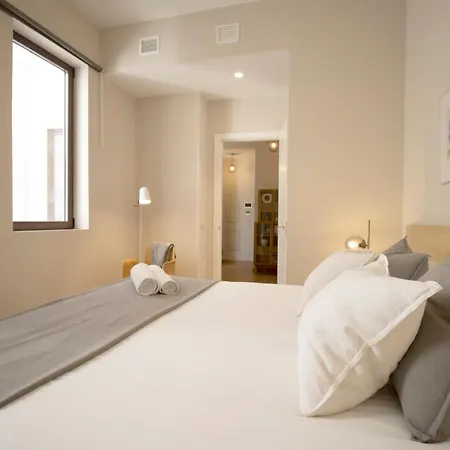 Torres De Serranos - El Carmen Apartment Valencia